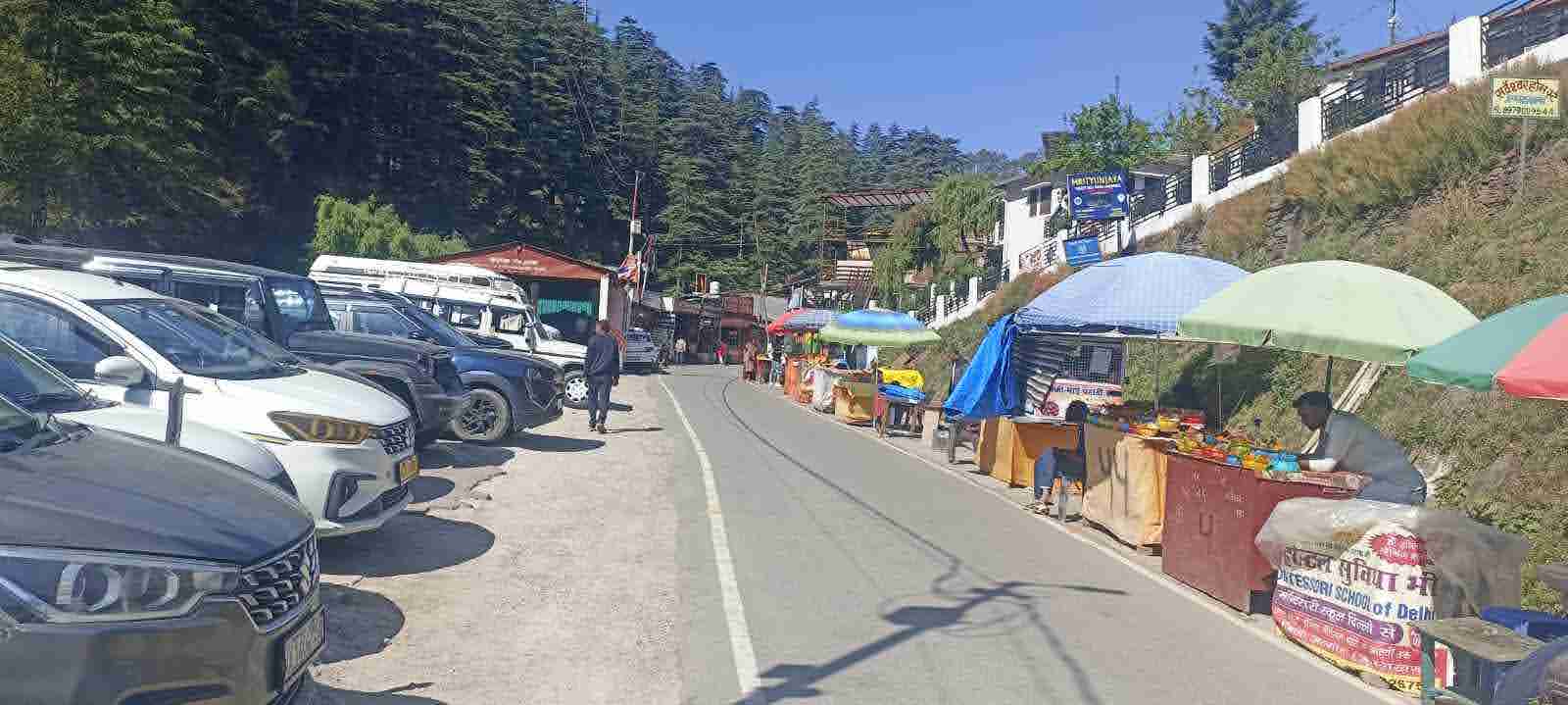 दुश्वारियां : जागेश्वर धाम में बढ़ता अतिक्रमण बना परेशानी, जाम और अव्यवस्था से श्रद्धालु परेशान