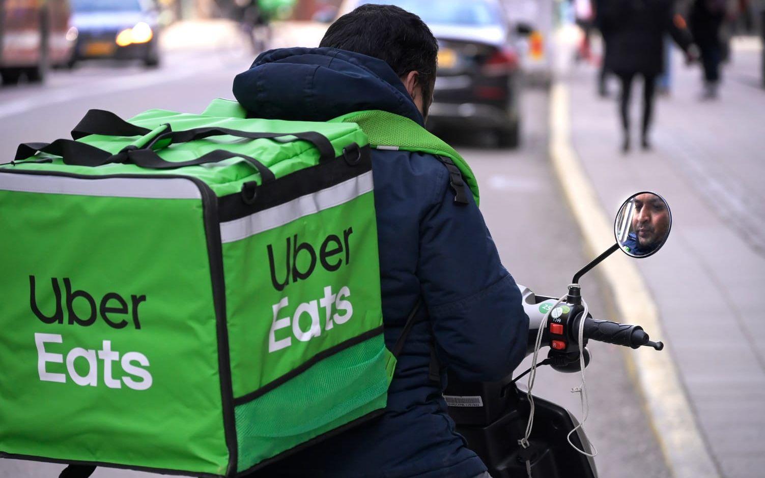 रोज़गार: भारत में मजबूरी तो अमेरिका में मजे की नौकरी है डिलीवरी का काम