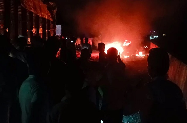 वीभत्स: बारह लाशों का हुआ पोस्टमार्टम; चार वाहनों में 10 मिनट तक चीखते रहे लोग, हड्डियां तक हुईं राख