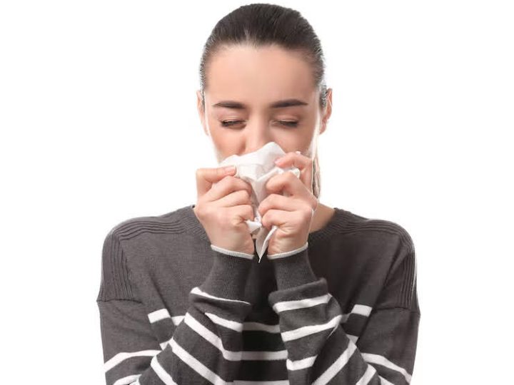 हैल्थ टिप्स: गर्मियों के दौरान जुखाम या एलर्जी हो गई है? इन 5 तरीकों से पाएं राहत