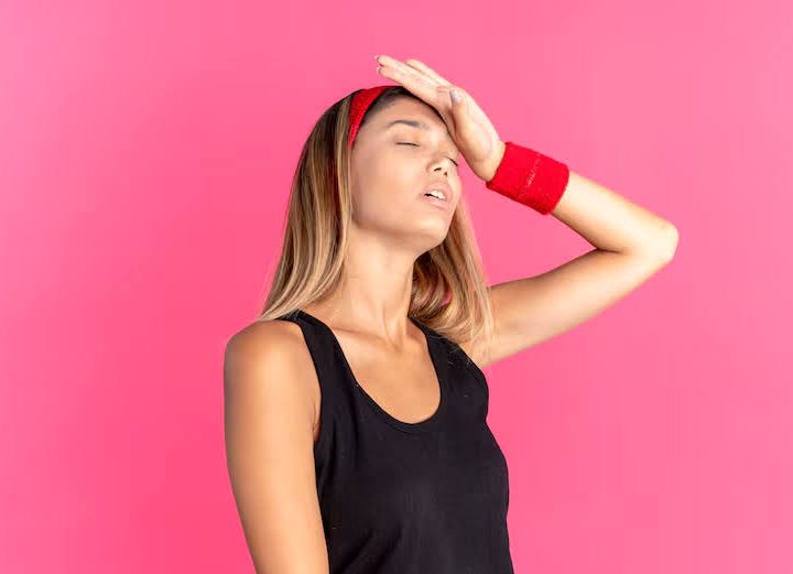 हैल्थ टिप्स: ये 5 संकेत बता सकते हैं कि आपके शरीर का बढ़ रहा है तापमान, बरतें सावधानी