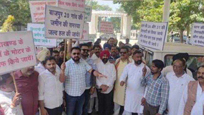 आवाज़: किसान कांग्रेस ने किसानों की समस्याओं को लेकर कलेक्ट्रेट पर किया प्रदर्शन   