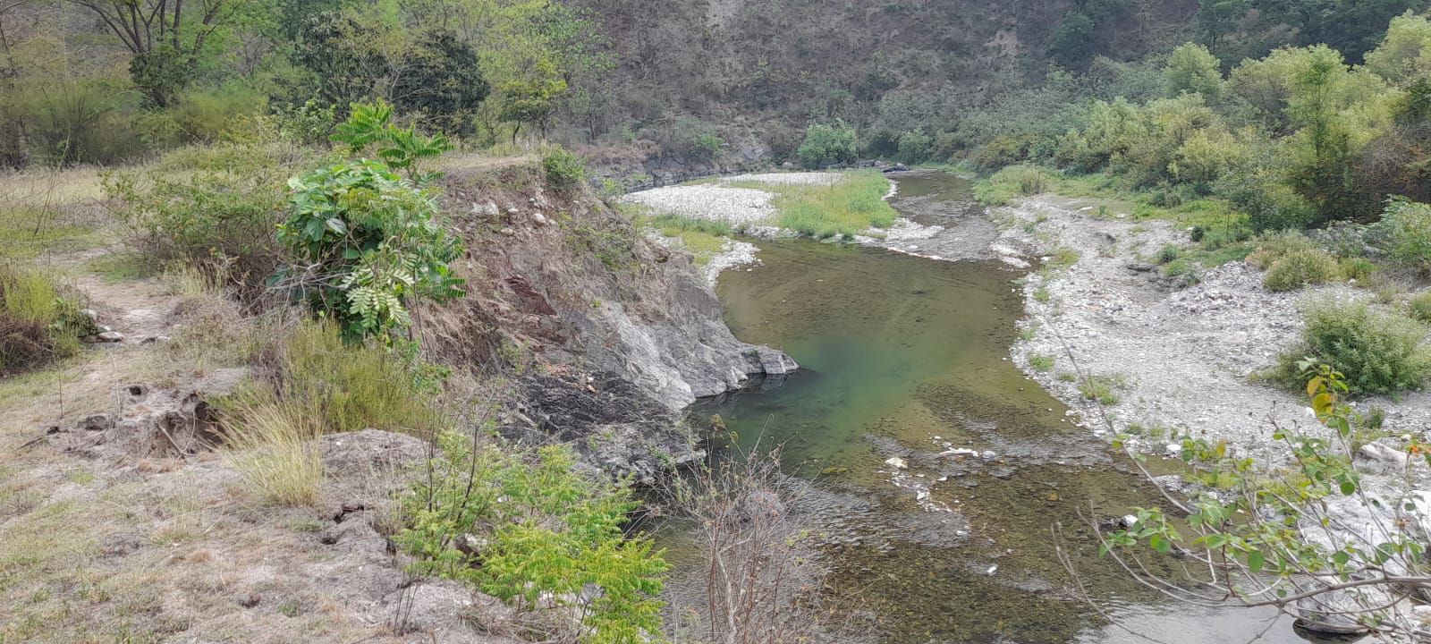 चिंताजनक: राजस्व ग्राम ऐता की कृषि जोत में खोह नदी से लगातार हो रहा भू-कटाव, काश्तकार चिंतित 