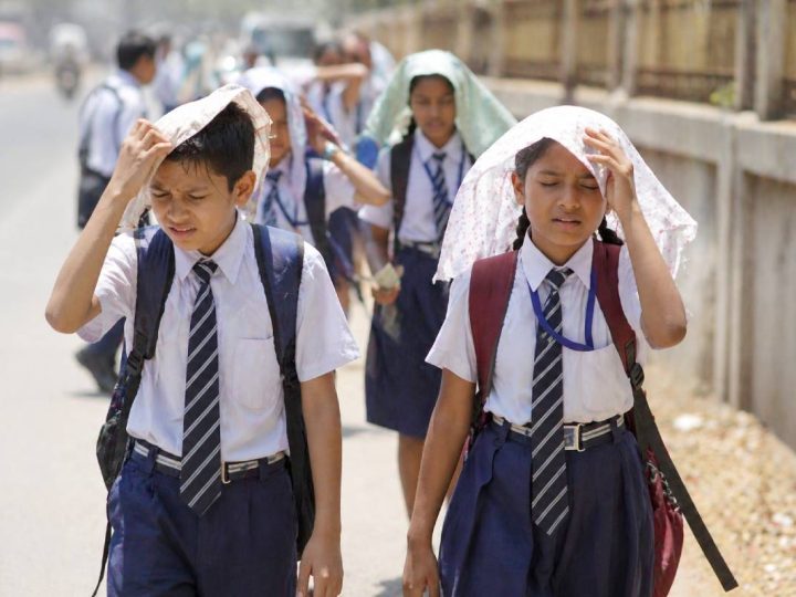 बड़ी ख़बर: गर्मी के बीच कई राज्यों में बदली स्कूलों की टाइमिंग, जानें कब से शुरू होंगी छुट्टियां