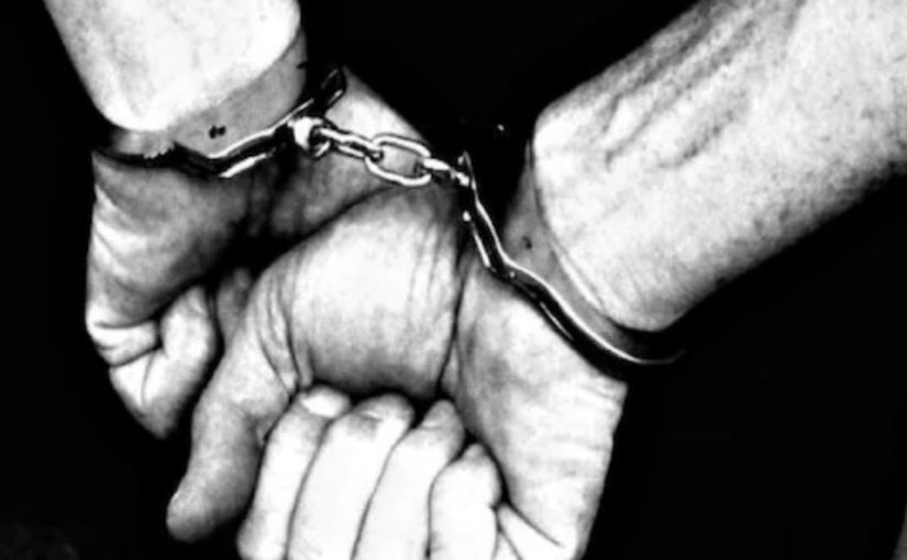 शर्मनाक: बालिका से अश्लील हरकत व छेड़खानी के आरोप में कथित बाबा गिरफ्तार