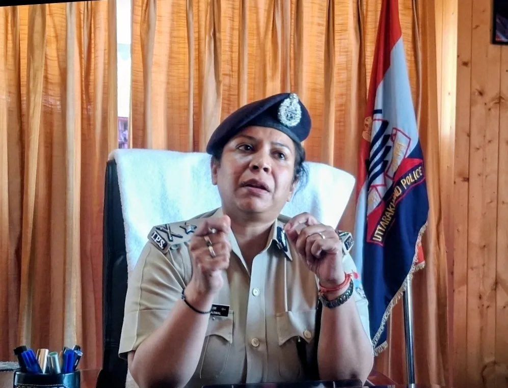 नैनीताल में ट्रैफिक कंट्रोल के लिए AI टेक्नोलॉजी, रियल टाइम में मिलेगी जाम की जानकारी — आईजी रिद्धिम अग्रवाल
