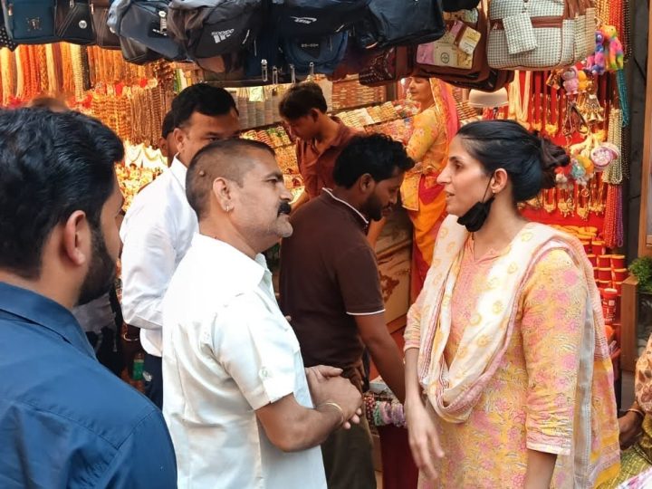 राज-काज: मेलाधिकारी सोनिका ने पैदल भ्रमण कर लिया कुंभ मेले की तैयारियों एवं प्रस्तावित कार्यों का जायजा 
