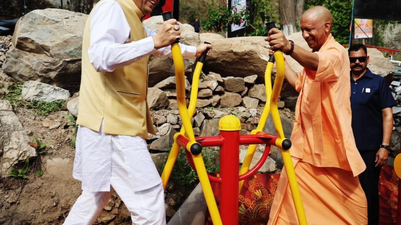 बड़ी ख़बर: गढ़वाल में दो राज्यों के मुख्यमंत्रियों का हुआ संगम, विकास कार्यों का किया लोकार्पण