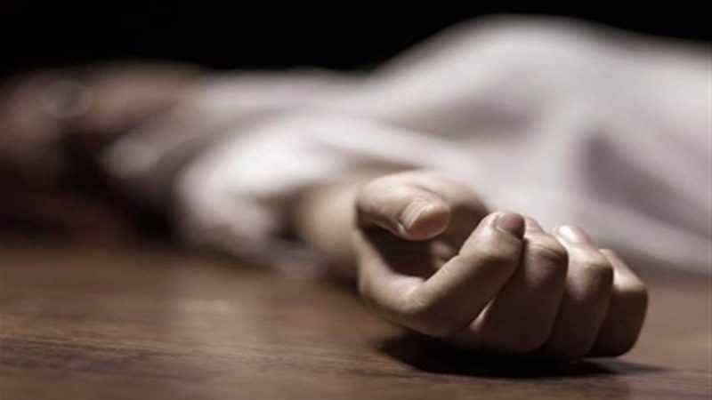 हादसा: गहरी खाई में जा गिरी शादी समारोह से लौट रहे लोगों की कार, महिला की मौत