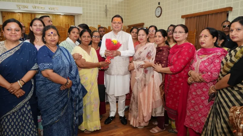CM धामी के सामने उठे सड़क, पानी और बिजली के मुद्दे