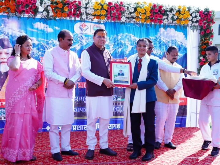 पिथौरागढ़ को मिली आधुनिक क्रिकेट सुविधा, सीएम धामी ने उच्चीकृत स्टेडियम किया लोकार्पित