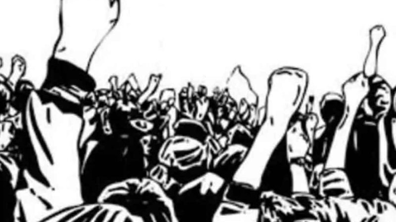 आक्रोश: छात्र की मौत पर बिफरे क्षेत्रवासी, पुलिस प्रशासन के खिलाफ किया प्रदर्शन
