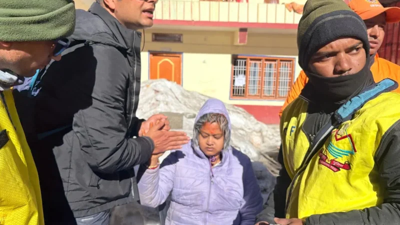 केदारनाथ–लिंचोली मार्ग पर SDRF की अटूट तत्परता: विपरीत परिस्थितियों में भी सैकड़ों श्रद्धालुओं को जीवनदायिनी राहत