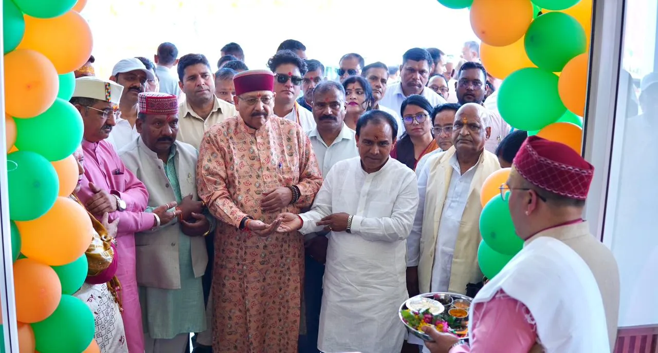 कैबिनेट मंत्री महाराज और डॉ धन सिंह रावत ने संयुक्त रूप से किया भाजपा के नव निर्मित जिला कार्यालय भवन का उद्घाटन
