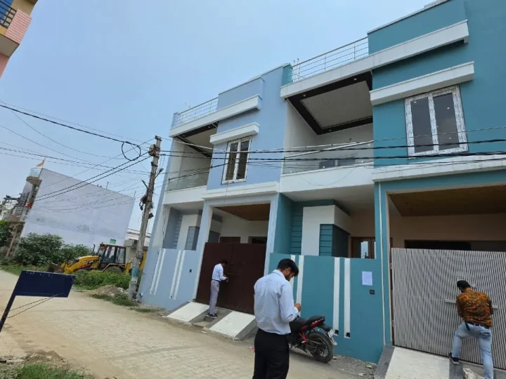 ऋषिकेश में एमडीडीए का बड़ा अभियान, आठ अवैध बहुमंजिला भवन सील