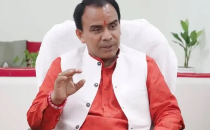 देहरादून: धन सिंह रावत का 2-दिवसीय श्रीनगर दौरा—विकास कार्यों की समीक्षा, शिलान्यास और जनसम्पर्क अभियान तेज