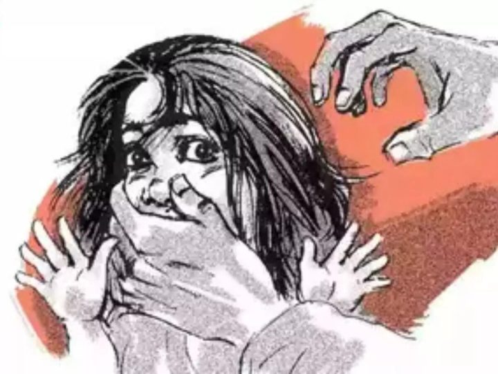 शर्मनाक: हथियारों के बल पर 16 वर्षीय नाबालिग से सामूहिक दुष्कर्म, तीन लोगों पर आरोप 
