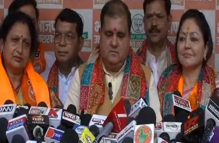 उत्तराखंड: कांग्रेस के कई नेता बीजेपी में शामिल, सदस्यता अभियान तेज