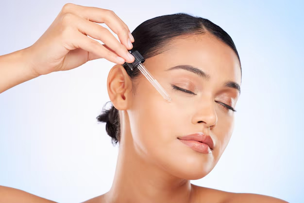 हैल्थ टिप्स: रेटिनॉल, हयालूरोनिक एसिड और सैलिसिलिक एसिड में से किसका करना चाहिए इस्तेमाल?