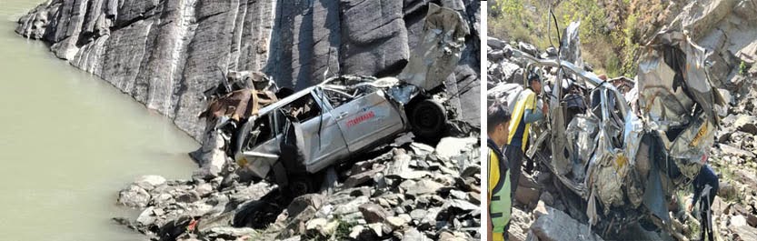 दुखद: हादसे में मृत चारों लोगों की हुई शिनाख्त, क्रेन से बाहर निकाली गई कार, तीन महिलाएं अभी लापता  