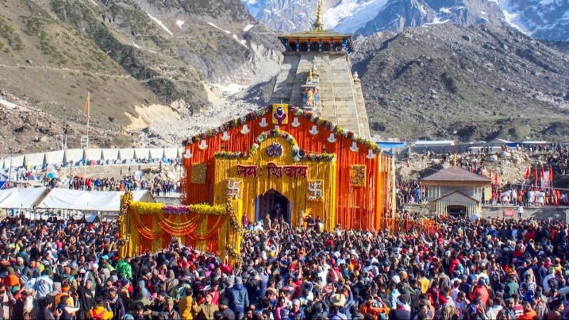 असर: रोकी गई केदारनाथ यात्रा, बद्रीनाथ मार्ग पर भी संकट, भारी बारिश के कारण रास्ते में फंसे यात्री