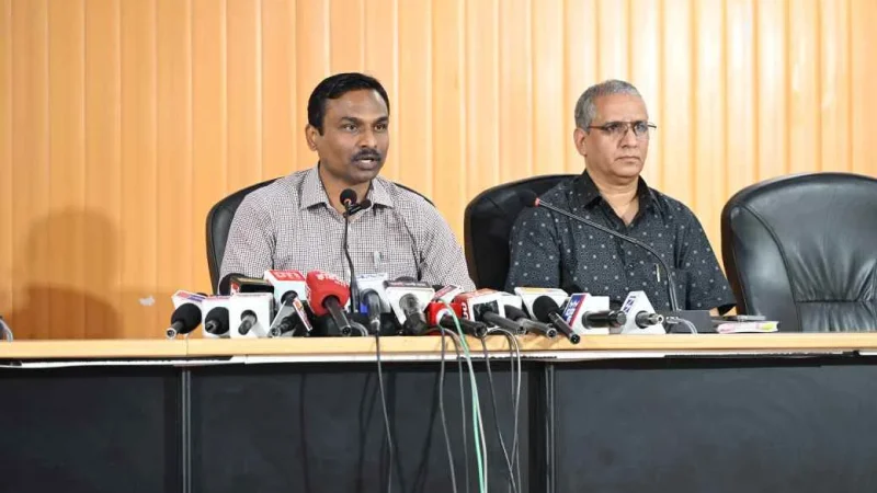 SIR को लेकर निर्वाचन आयोग की प्रेस वार्ता, 8 जून से घर-घर जाकर गणना फार्म बांटेंगे BLO