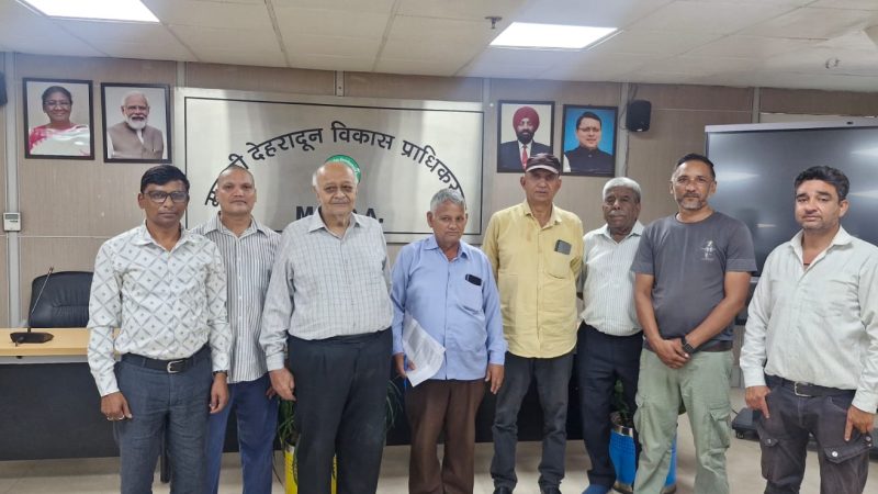 अनदेखी: इन्दिरा मार्केट रि-डेवलपमेंट प्लान ठप्प, प्रभावितों ने MDDA उपाध्यक्ष से की कार्य शुरू करने की मांग 