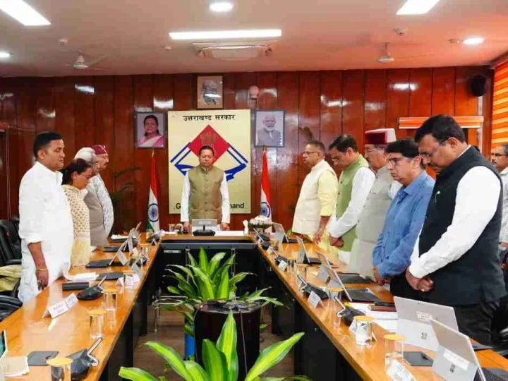 कैबिनेट बैठक में पूर्व सीएम खण्डूरी और जसपाल राणा को दी गई श्रद्धांजलि