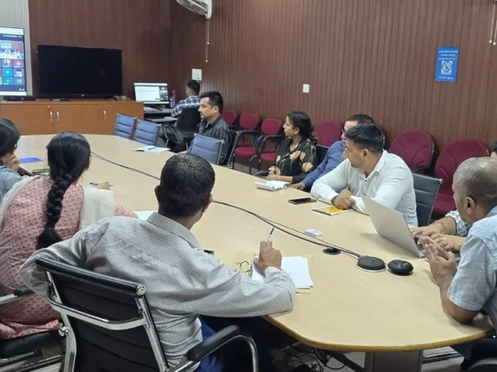 जिले में ई-ऑफिस प्रणाली को प्रभावी बनाने हेतु प्रशिक्षण कार्यक्रम आयोजित, अधिकारियों एवं कर्मचारियों को दिया गया व्यवहारिक प्रशिक्षण