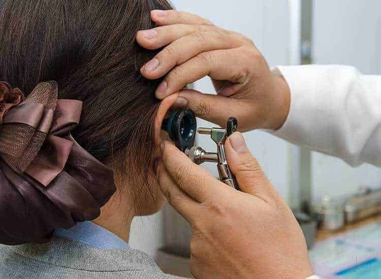 दुश्वारियां: ईएनटी डॉक्टर को दिखाने के लिए मरीजों को लगानी पड़ रही 52 किमी दौड़