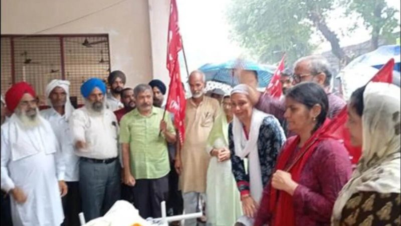 अलविदा: लाल सलाम के नारों के बीच दी गई कॉमरेड निशान सिंह को अंतिम विदाई