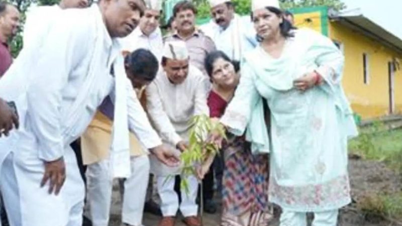 राहत: दो लाख किसानों को मिलेगा शून्य ब्याज पर ऋण,  सहकारिता मंत्री डॉ. धन सिंह रावत का ऐलान