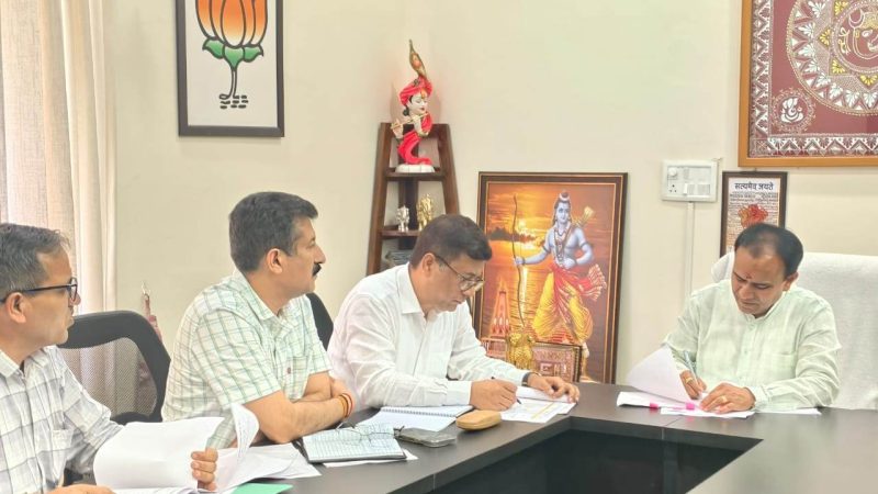 राज-काज: श्रीनगर विधानसभा क्षेत्र में और सुदृढ़ होगा सड़क नेटवर्क,पीएमजीएसवाई के अंतर्गत बनेंगे 23 नये मोटरमार्ग