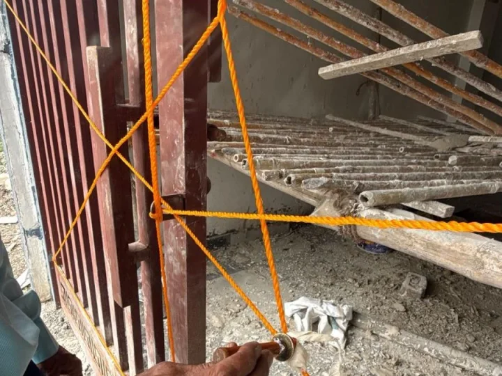 राजपुर रोड के वीआईपी इलाके में एमडीडीए का बड़ा प्रहार, तीन अवैध डुप्लेक्स सील