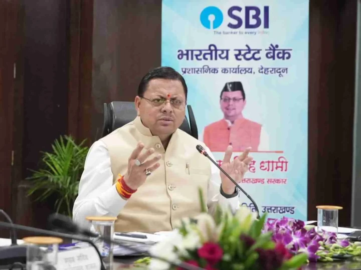 मुख्यमंत्री धामी का निर्देश—तकनीकी कारणों से आवेदन निरस्त करने के बजाय लाभार्थियों का मार्गदर्शन कर दूर कराई जाएं कमियां