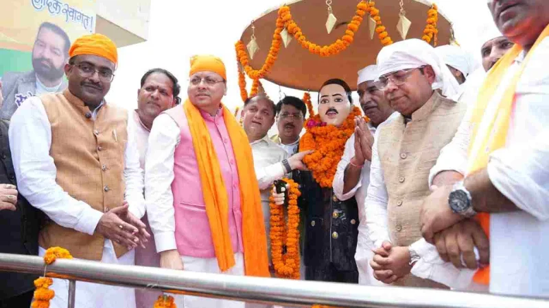 गदरपुर पहुंचे सीएम धामी, मुख्यमंत्री ने शहीद ऊधम सिंह को दी श्रद्धांजलि