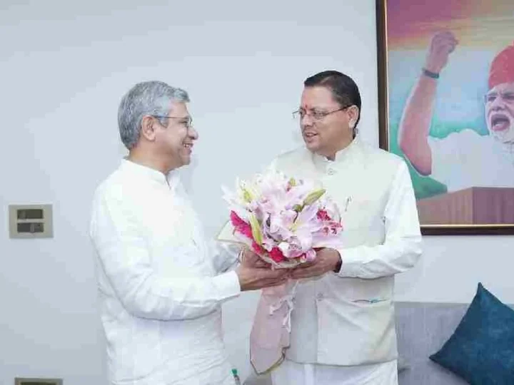 मुख्यमंत्री ने केंद्रीय रेल मंत्री से रेल परियोजनाओं एवं कनेक्टिविटी विस्तार पर की चर्चा, केन्द्रीय रेल मंत्री ने दिया प्रस्तावों पर आवश्यक कार्यवाही किये जाने का आश्वासन