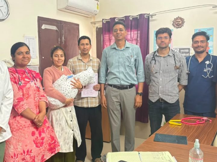 कमाल: समयपूर्व जन्मे नवजात को मिली नई जिंदगी, 75 दिन बाद स्वस्थ होकर घर लौटा