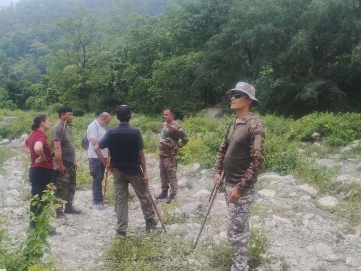 निगरानी: मोहान वन क्षेत्र में बाघ की निगरानी तेज, वन विभाग ने लगाए लाइव कैमरे और रेस्क्यू पिंजरे