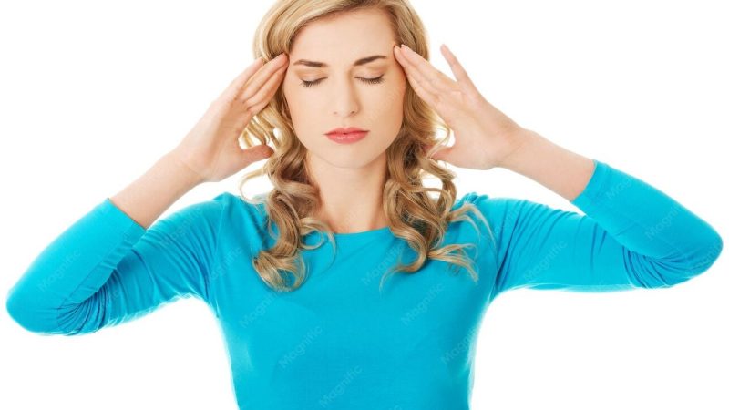 हैल्थ टिप्स: माइग्रेन से जूझ रहे हैं तो न करें ये 5 गलतियां, समस्या हो सकती है गंभीर