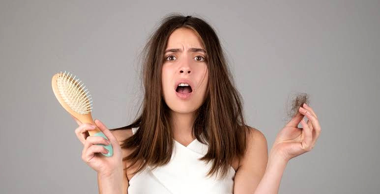 हैल्थ टिप्स: बालों के झड़ने की समस्या से राहत दिलाने में सहायक है प्रायरिन, जानिए इससे जुड़े भ्रम