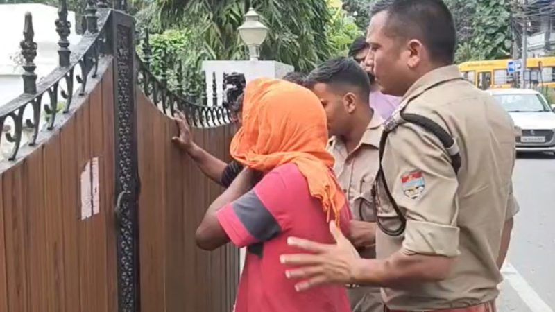 बेरहम: घरेलू विवाद में पति ने पत्नी पर पाठल  से कर दिया वार, पत्नी की मौके पर ही मौत  