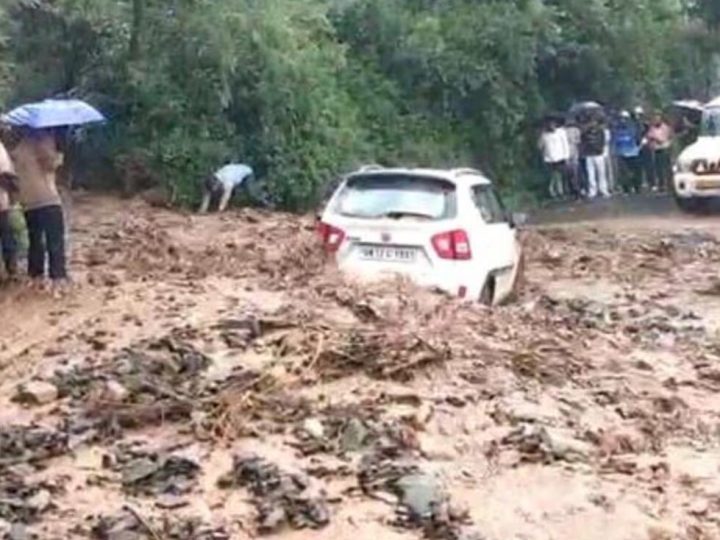 आफ़त: भारी बारिश के चलते पछुवादून और जौनसार के सात मोटर मार्गों पर यातायात रहा ठप
