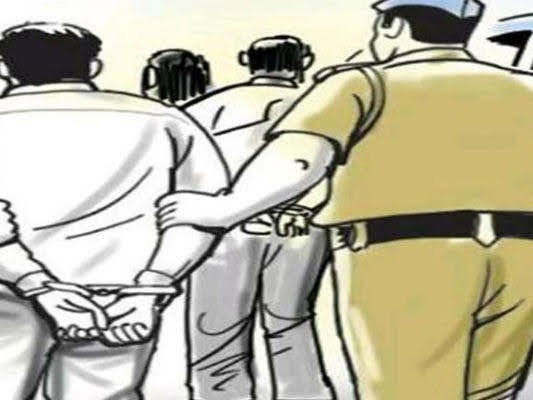 धोखाधड़ी: शेयर मार्केट में निवेश के नाम पर दो लोगों से ₹68 लाख की ठगी,  2 आरोपी गिरफ्तार