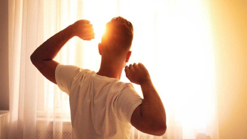 हैल्थ टिप्स: सुबह 5 बजे का पावर ऑवर क्यों है अहम? जानिए इसके फायदे