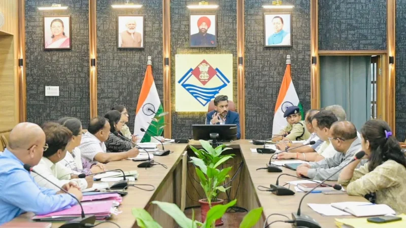 सड़क सुरक्षा पर डीएम का सख्त एक्शन, ब्लैक स्पॉट होंगे सुरक्षित, हर माह होगी प्रगति समीक्षा