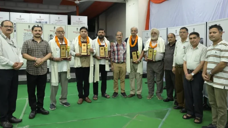 स्वतंत्रता दिवस की पूर्व संध्या पर दून लाइब्रेरी में लगी ‘विभाजन की विभीषिका’ पर विशेष फोटो प्रदर्शनी