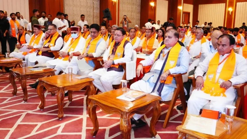 प्रधानमंत्री नरेंद्र मोदी का ‘मन की बात’ कार्यक्रम देशवासियों को राष्ट्र निर्माण में सक्रिय भागीदारी के लिए करता है प्रेरित : मुख्यमंत्री