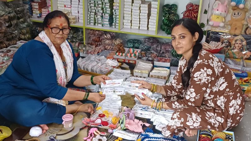 मिसाल: सास-बहू की जोड़ी ने राखी कारोबार से मचाई धूम,आत्मनिर्भरता की दिशा में  बढ़ा रही हैं  कदम