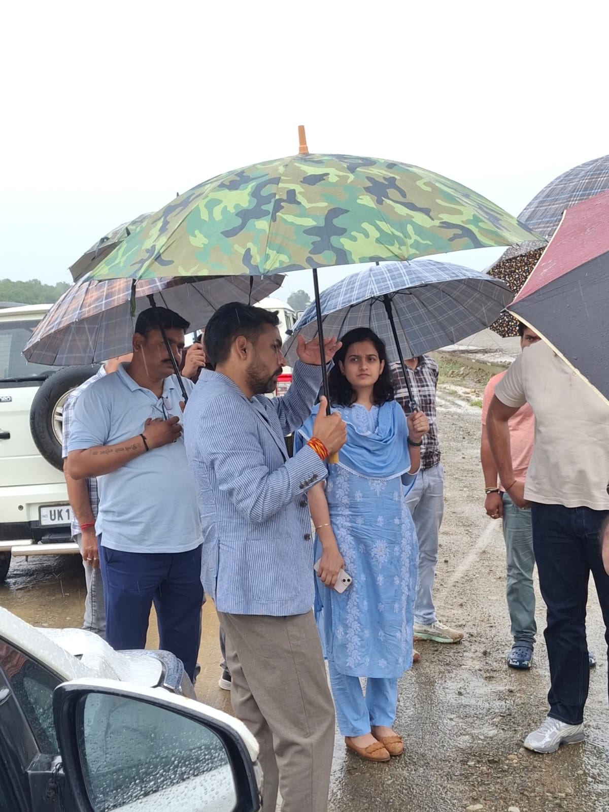 राज-काज: दिल्ली-देहरादून आर्थिक कॉरिडोर से जुड़ी 12 किमी ग्रीनफील्ड बाईपास परियोजना का डीएम ने किया निरीक्षण
